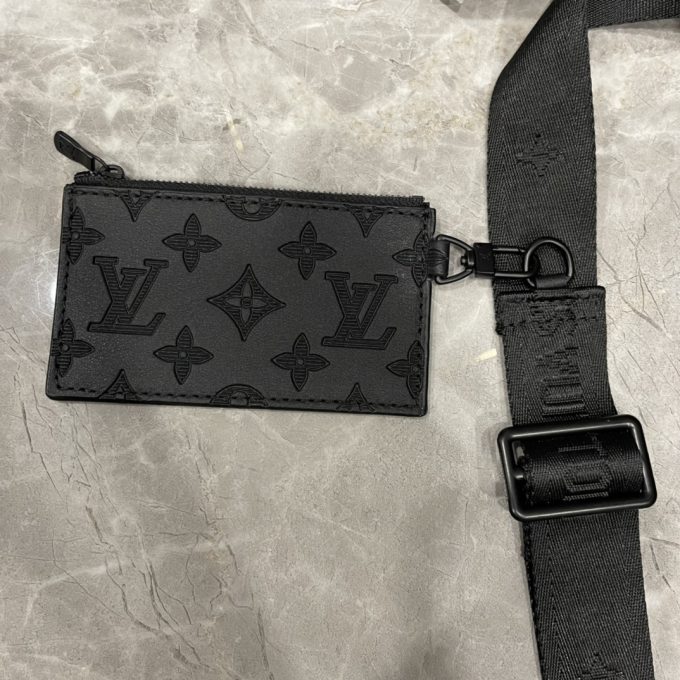 M64608 M81115 M81972 M81124 M81753 M81431 Handbag 22.0 X 14.5 X 4.5 Cm - Image 5
