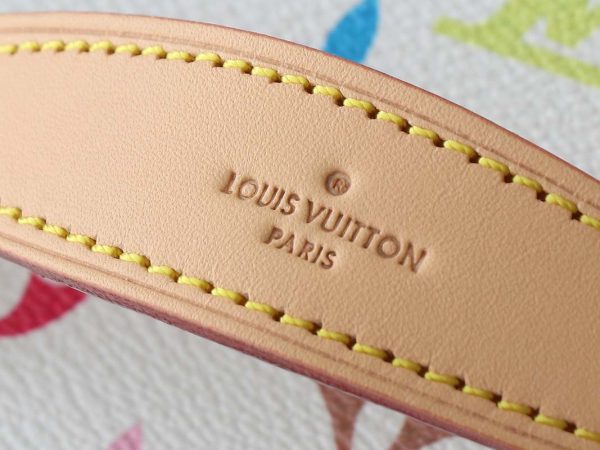 New M13747 M40995 M42265 M44936 M42263 High Quality 24X17X14Cm Small Flowers Real Leather Makeup Bag With Adjustable Strap Bb-928090