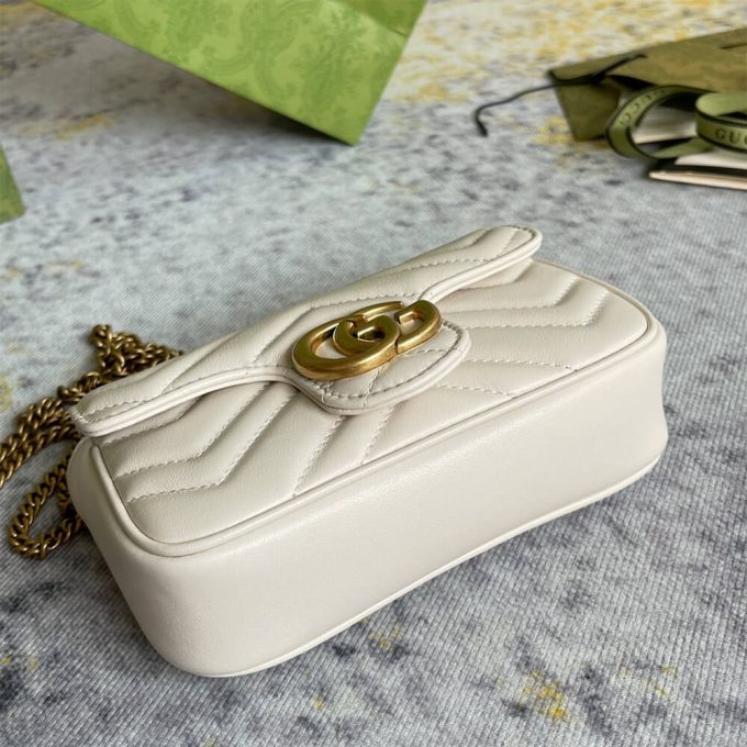 GG Marmont matelasse leather super mini bag - Image 11