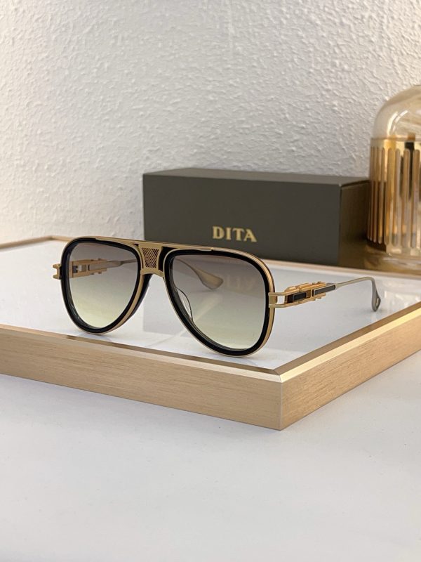 D*TA Eyewear SIZE: 58-16-137