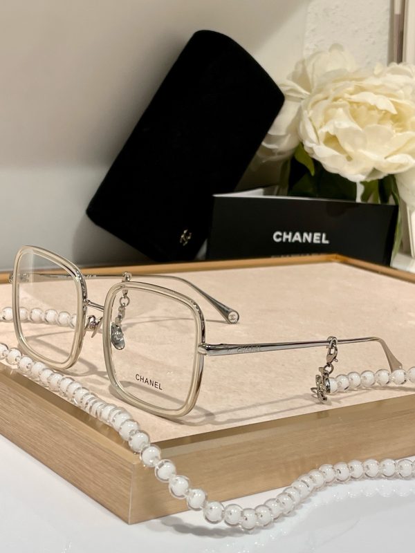 CC* Eyewear SIZE: 54-20-145
