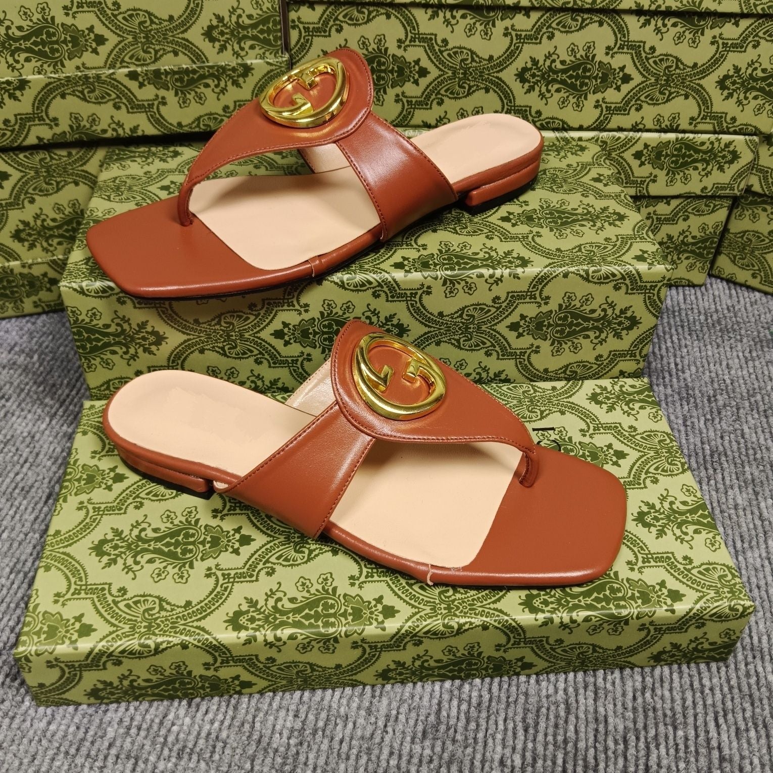 Women's Flip Flop Sandals - Image 9