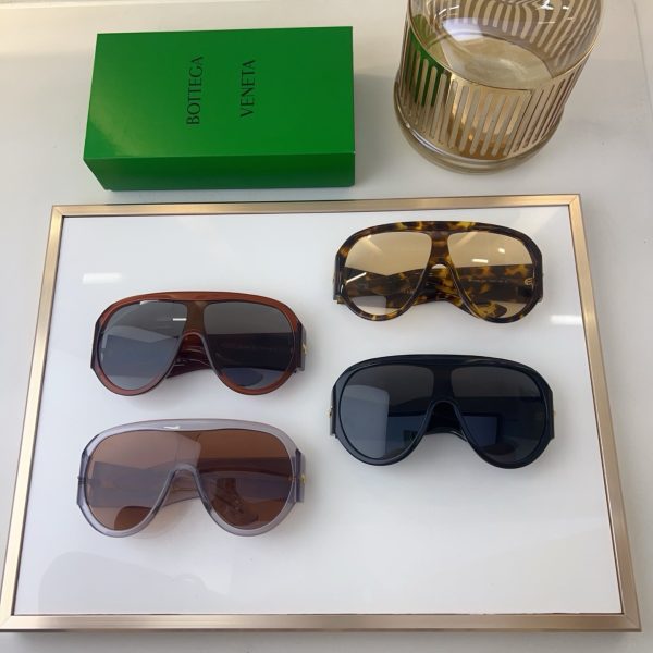 BOTTEG* VENE*A Eyewear SIZE: 132-1-120