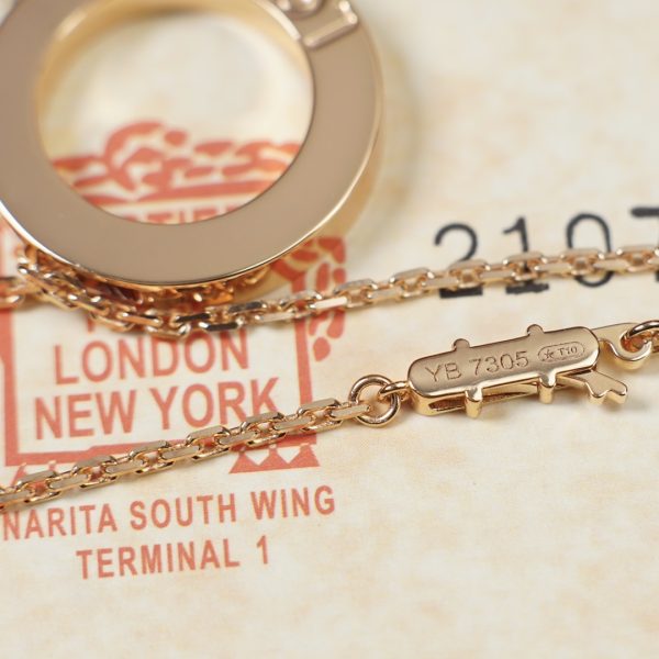 Car Necklace 014