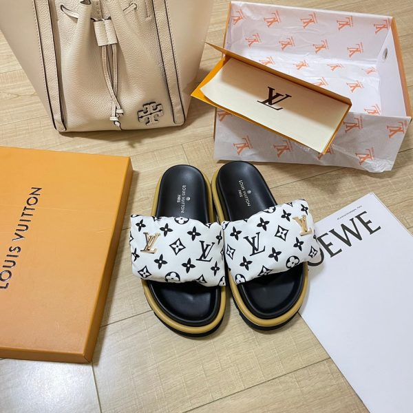 Letter Buckle Velcro Slippers