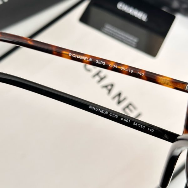 CC* Eyewear SIZE:
