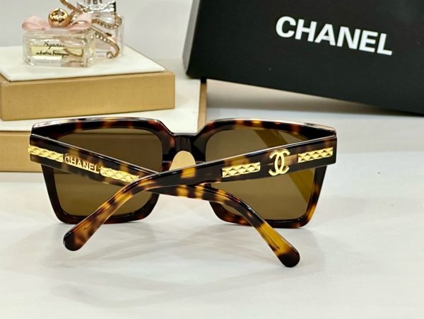 CC* Eyewear SIZE: 53-21-140