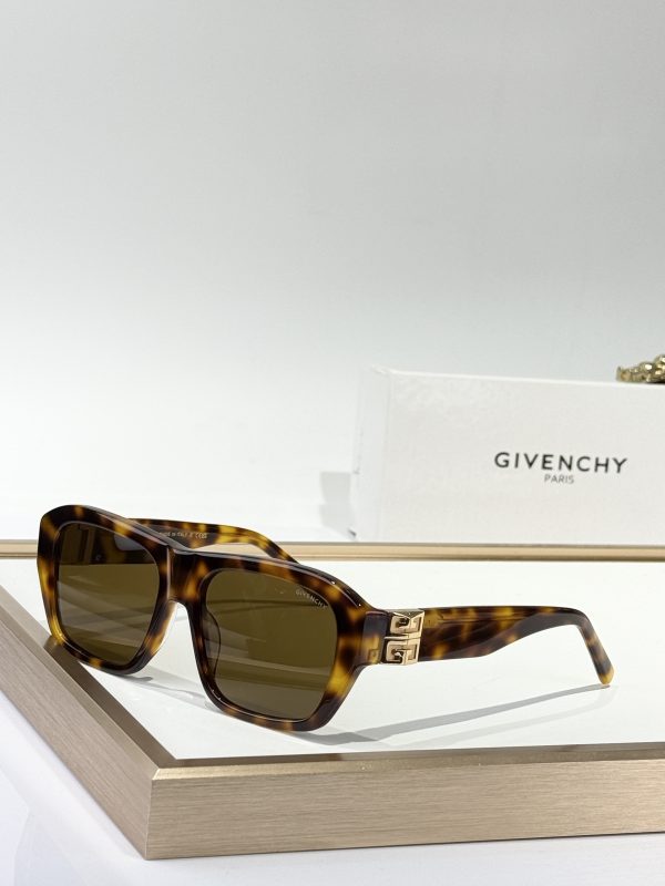 GIVENCH* Eyewear SIZE: 56-17-135
