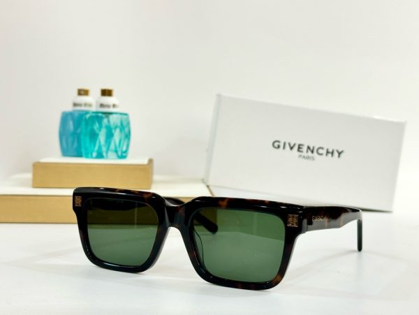 GIVENCH* Eyewear SIZE: 55-15-145
