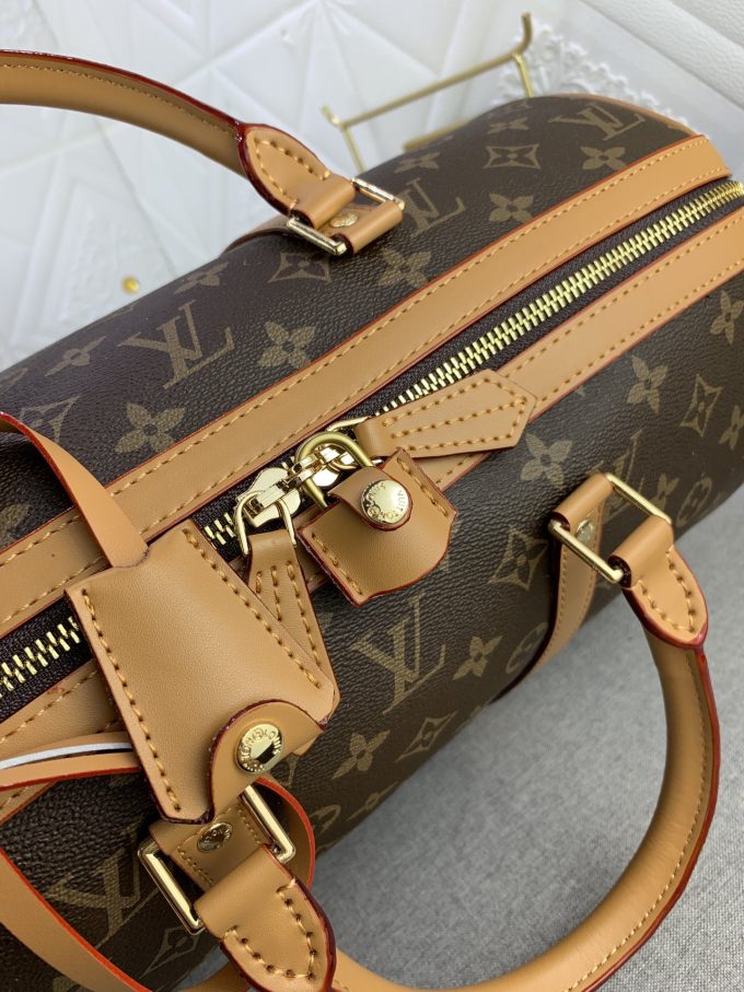 M42426 Handbag 35 ×23× 18Cm - Image 3