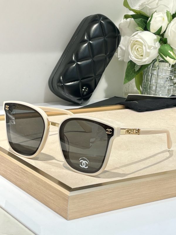 CC* Eyewear SIZE: 59-17-145