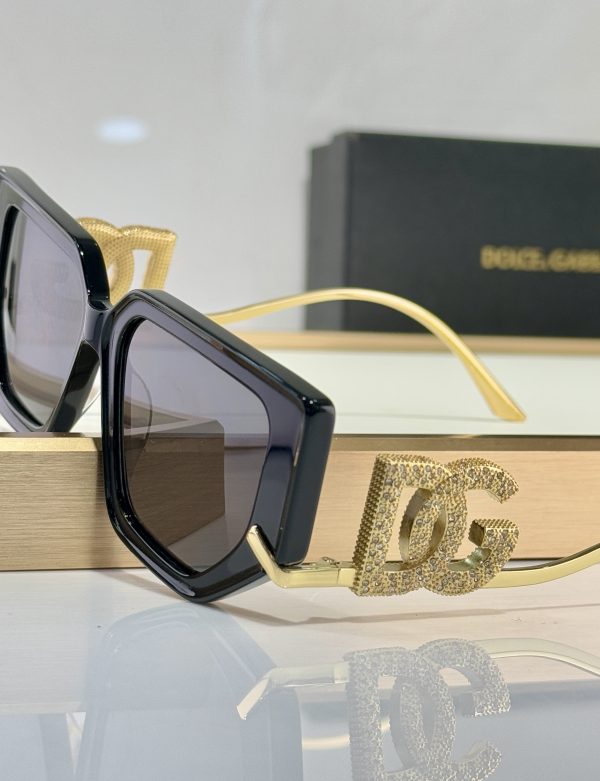 D*G Eyewear SIZE: 52-16-140