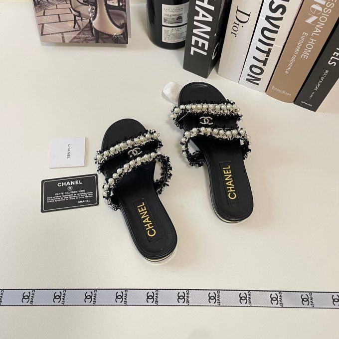 Elegant Double Strap Pearl Flat Slippers - Image 5