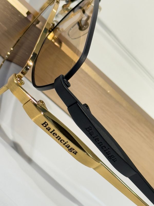 BALE**IAGA Eyewear SIZE: 66-17-135