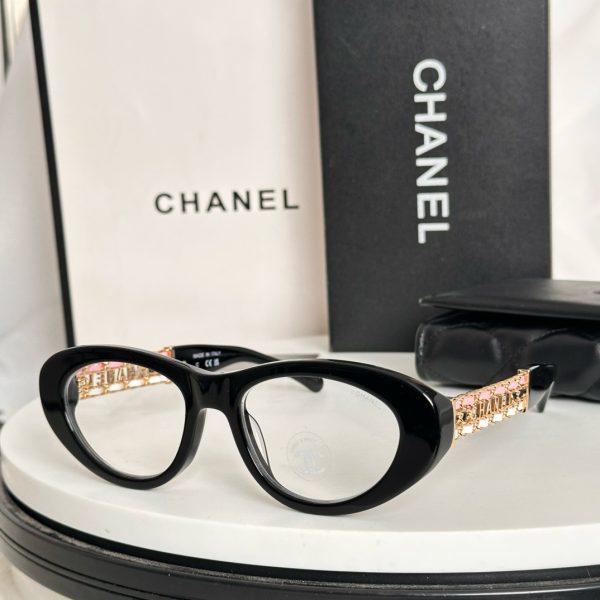 CC* Eyewear SIZE: 54-17-140