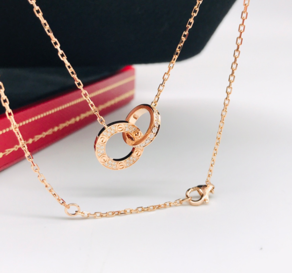 Car Necklace 015