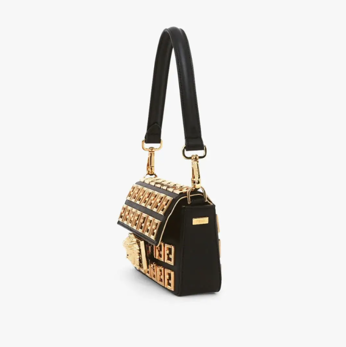 Brooch mini baguette ?C Fendace Black leather bag with gold FF motif - Image 4