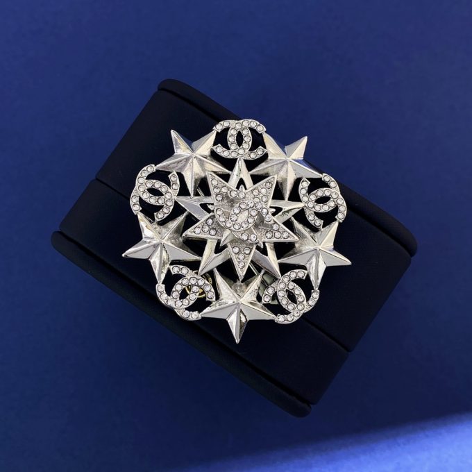 CC new arrival brooch 015 - Image 4