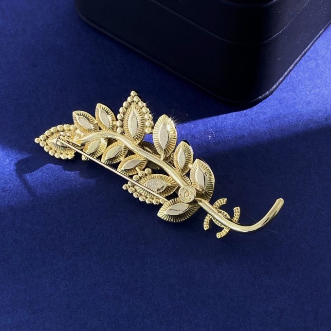 CC new arrival brooch 017 - Image 5