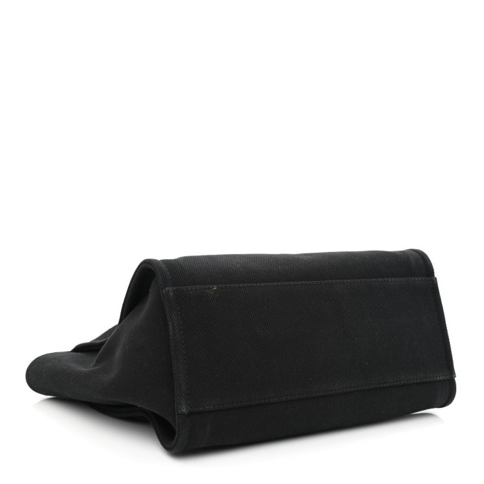 cc Canvas Pearl Medium Deauville Tote Black - Image 4