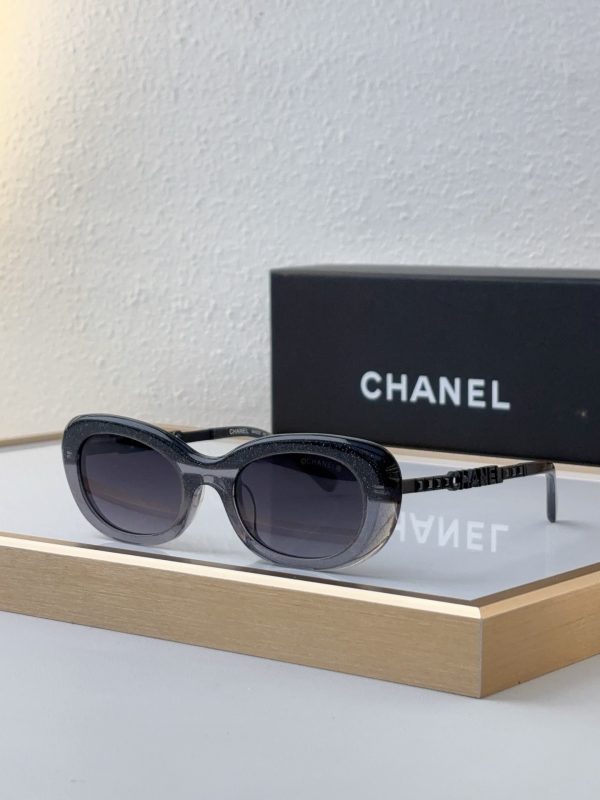 CC* Eyewear SIZE: 50-23-145