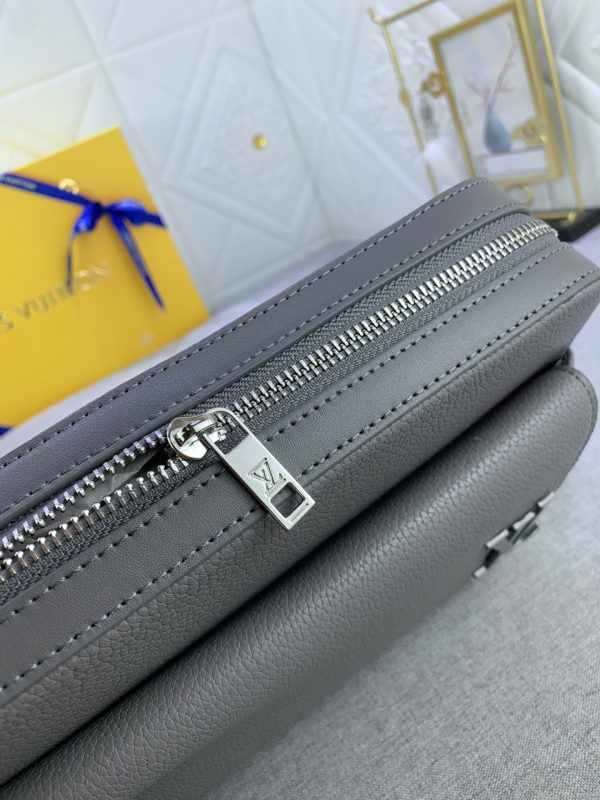 2 Color M22482 Handbag 23.5X18X7Cm