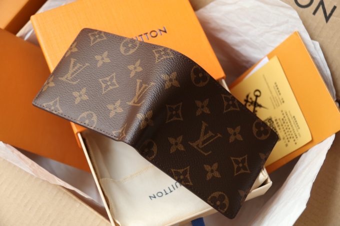 M60895 Wallet - Image 3