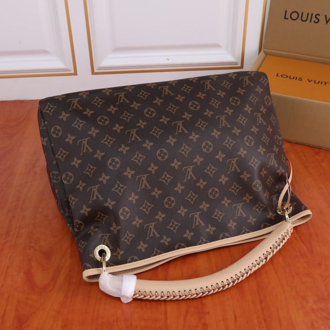 N41174 M40249 N40253 M44869 Handbag 46 X 32 X 24Cm - Image 4