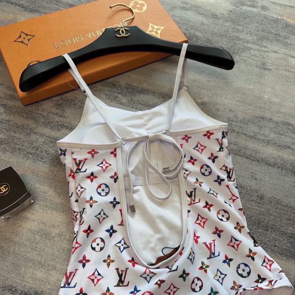 L* Swimwear #39