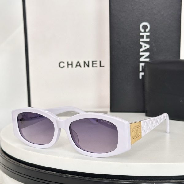 CC* Eyewear SIZE: 52-18-145