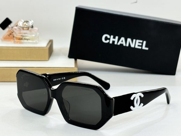 CC* Eyewear SIZE: 66-14-145