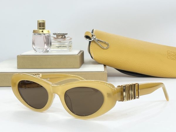 LOEW* Eyewear SIZE: 52-20