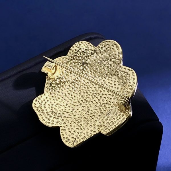 CC new arrival brooch 016