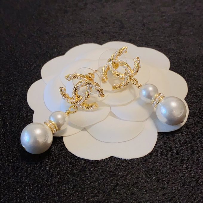 cc New Arrival Earrings 012 - Image 2