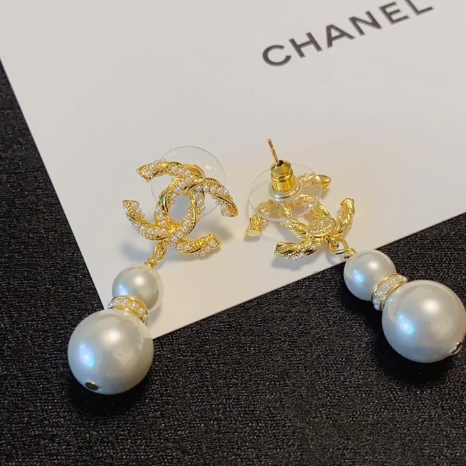 cc New Arrival Earrings 012 - Image 3