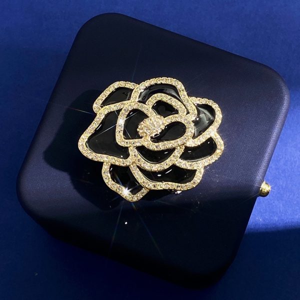 CC new arrival brooch 016