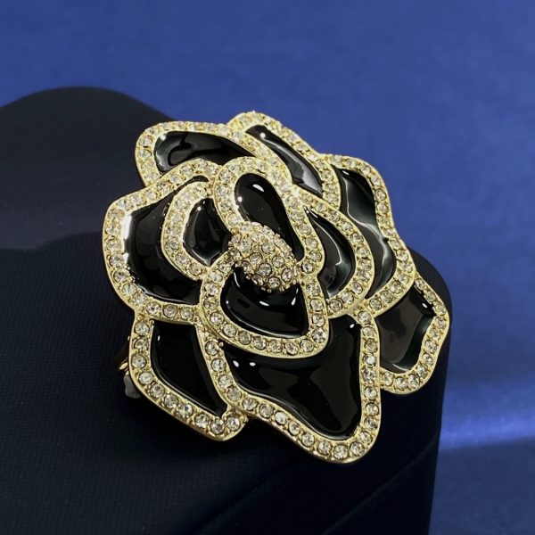 CC new arrival brooch 016