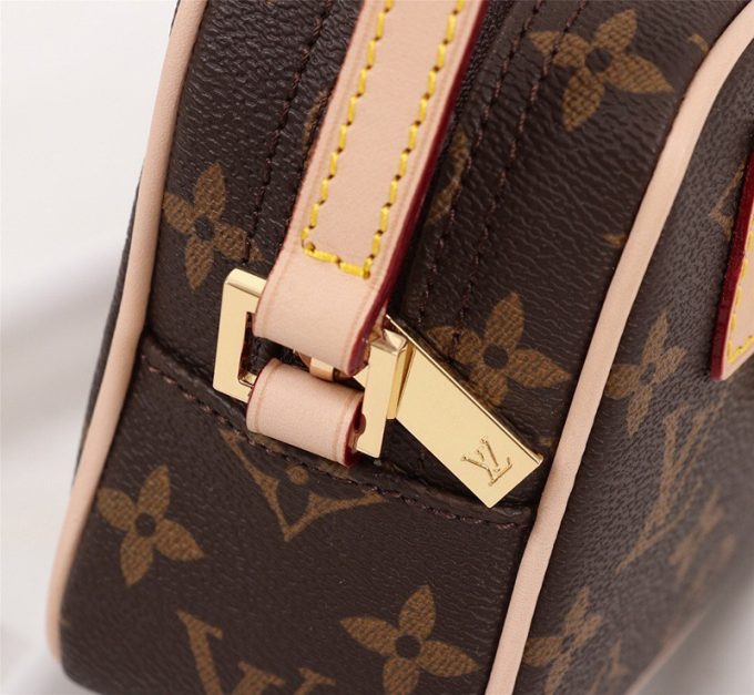 L hot sale Pochette Cite Monogram Canvas Handbag - Image 6