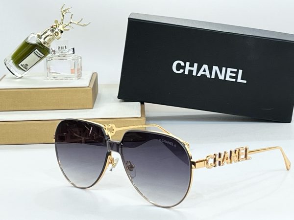 CC* Eyewear SIZE: 62-14-142