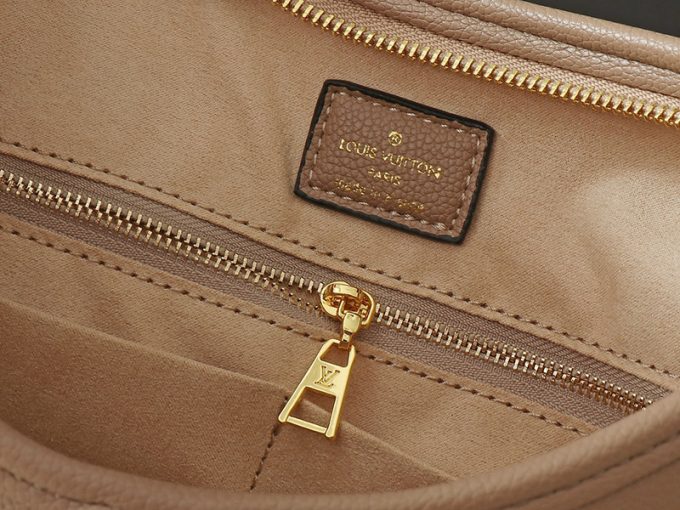 M24141 M46288 M46293 M46277 M46298 M46203 Classic Top Quality 29X24X12Cm Khaki Real Leather Adjustable Strap Handbag With Square Pocket Charm Bb-921595 - Image 8