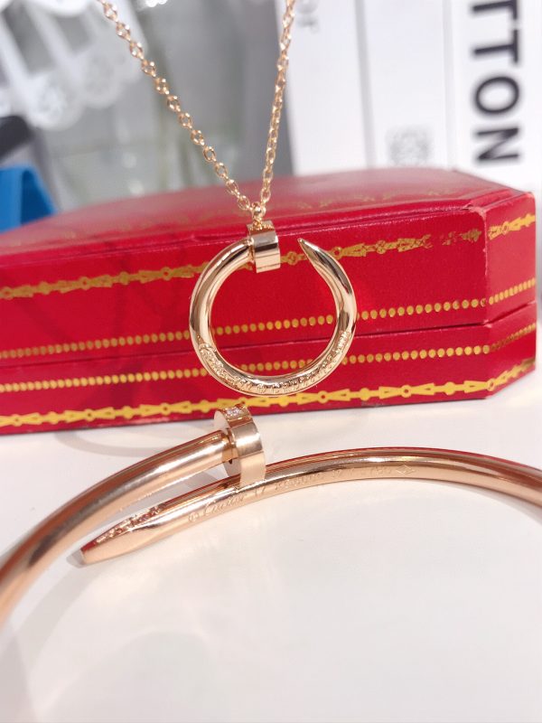 Car bracelet+necklace set 004