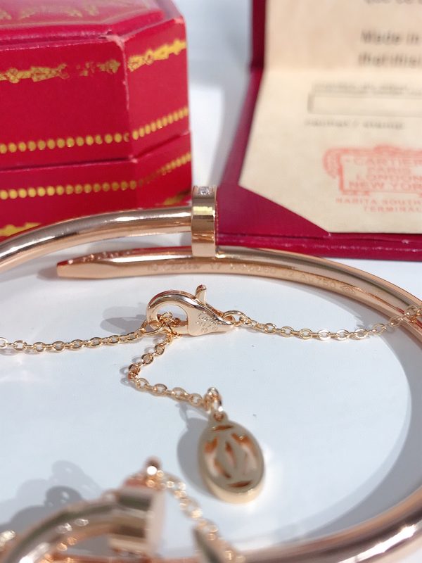 Car bracelet+necklace set 004