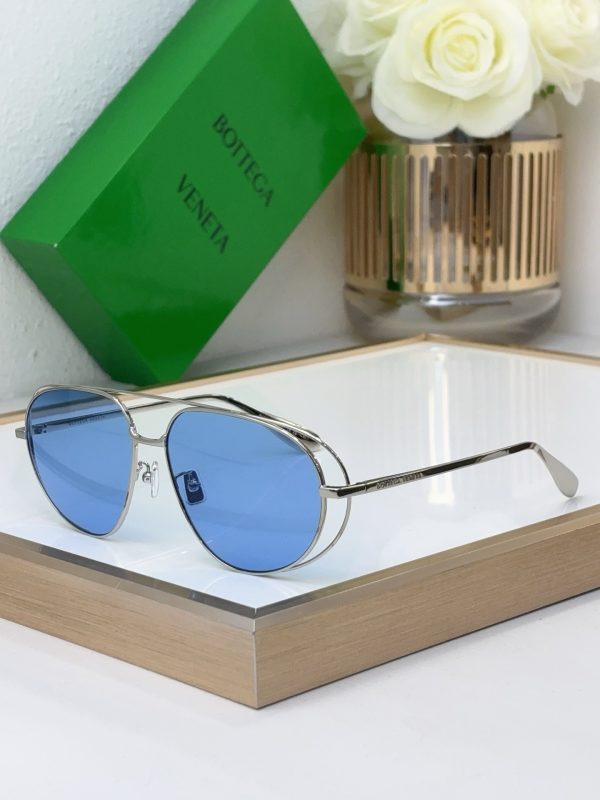 BOTTEG* VENE*A Eyewear SIZE: 61-15-140