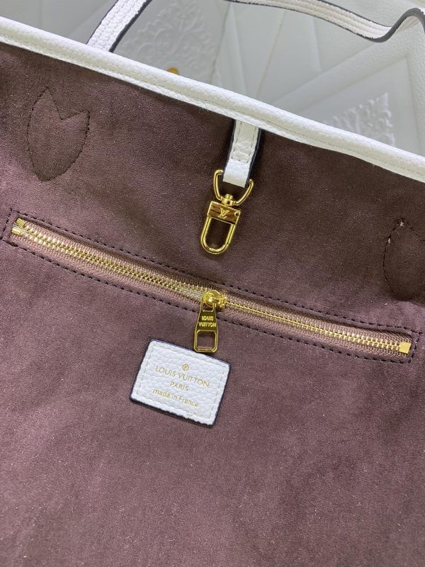 12 Color M45686 M58907 M46329 M21579 M45685 M46676 M40995 Handbag 31.0 X 28.0 X 14.0Cm
