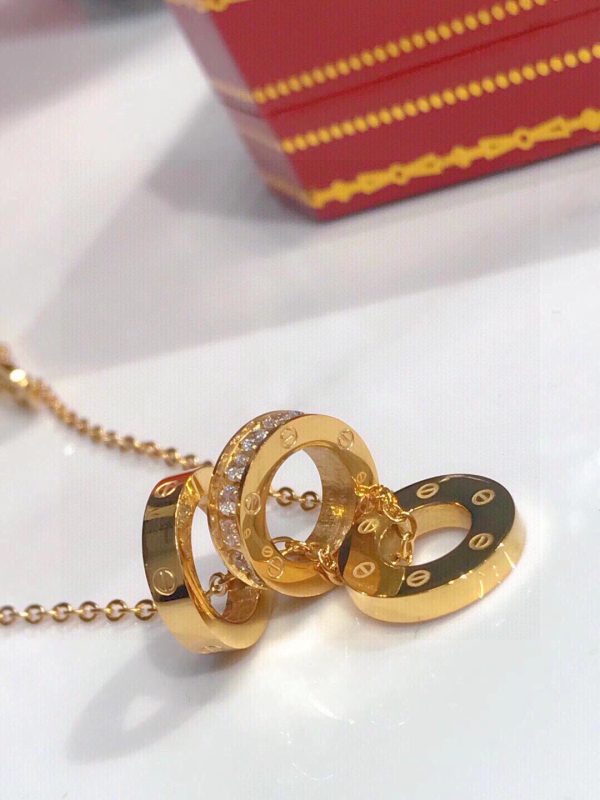 Car Necklace 017