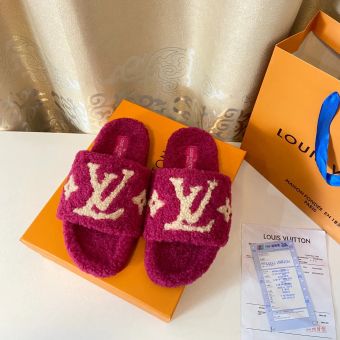Lamb Wool Slippers - Image 9