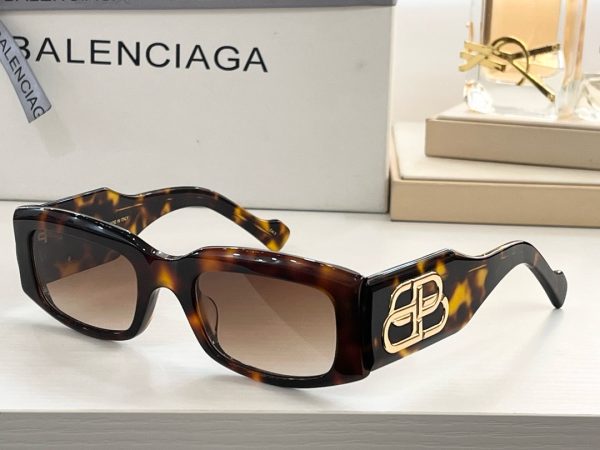 BALE**IAGA Eyewear SIZE: 54-22-145