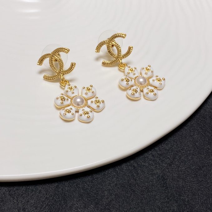 cc Earrings - Image 9