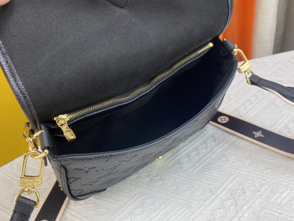 3 Color M46386 M46388 M45985 M45683 Woman Handbag 25.0× 9.0×15.0Cm