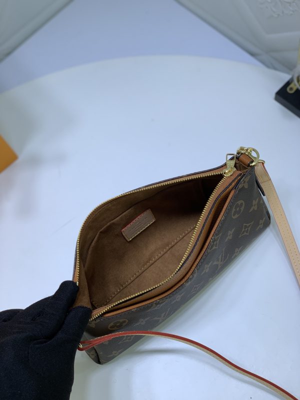 5 Color 41638 Handbag